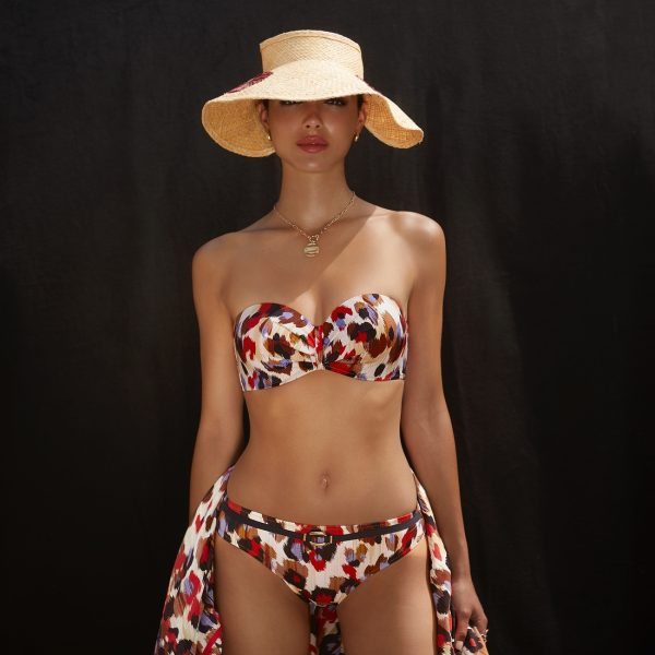 Nuria Ferrer Nuria Ferrer fauna  bikini