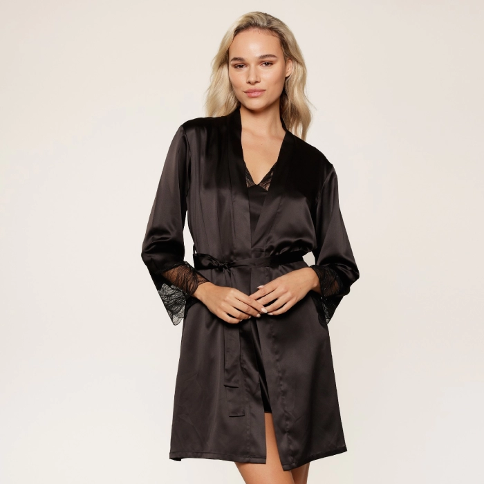 Linga Dore Linga Dore  kimono