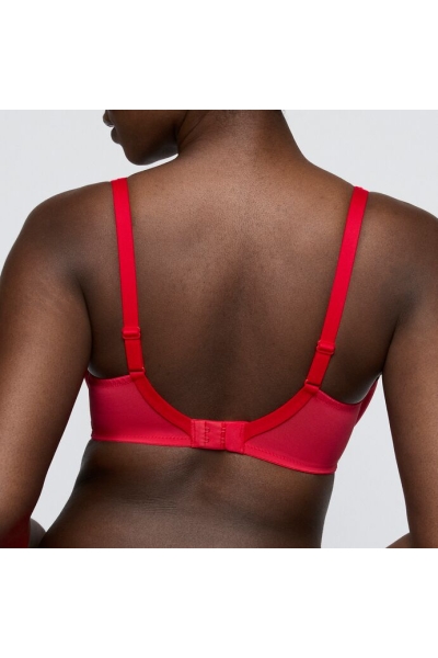 Twist by Prima Donna