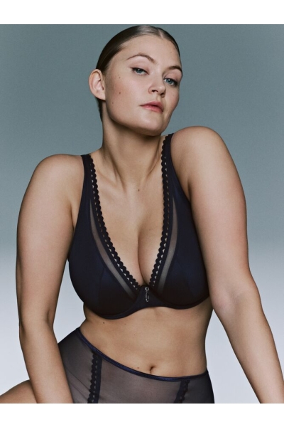 Twist by Prima Donna