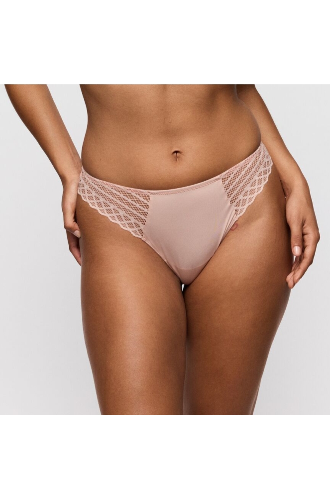 Twist by Prima Donna