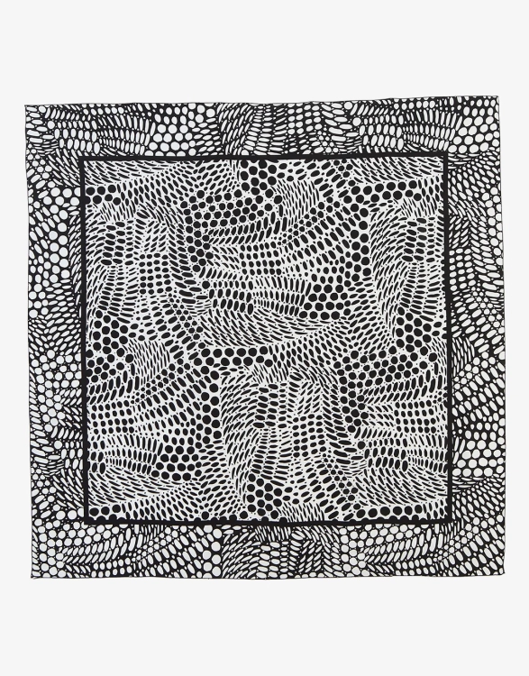 Nuria Ferrer Nuria Ferrer dots pareo